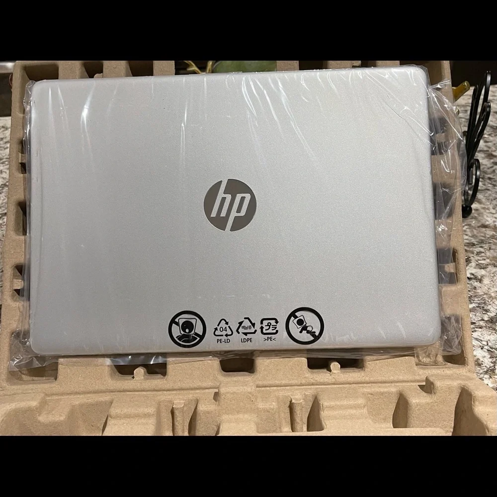 HP 14” Laptop brand new